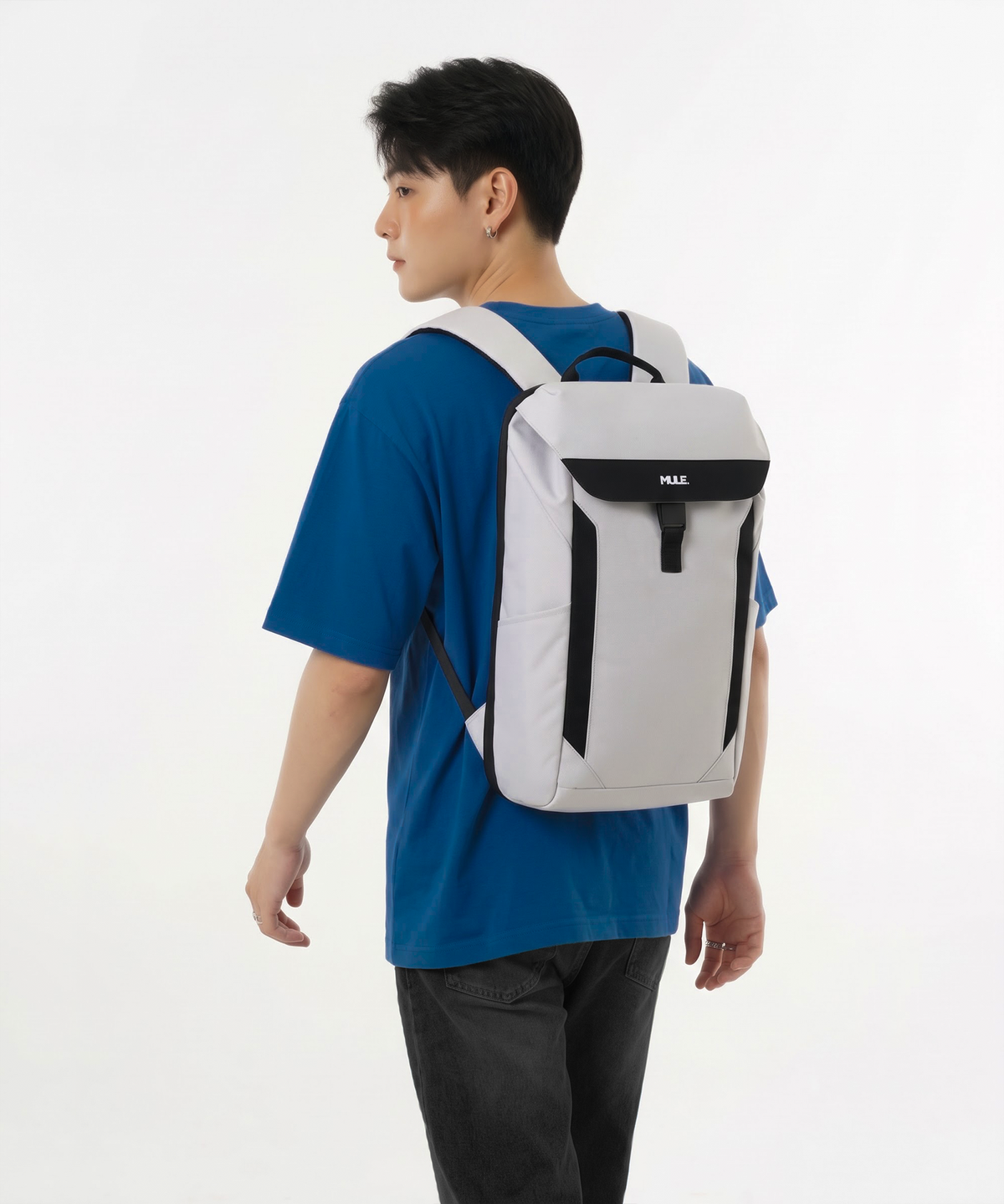 kepler everyday travel backpack white