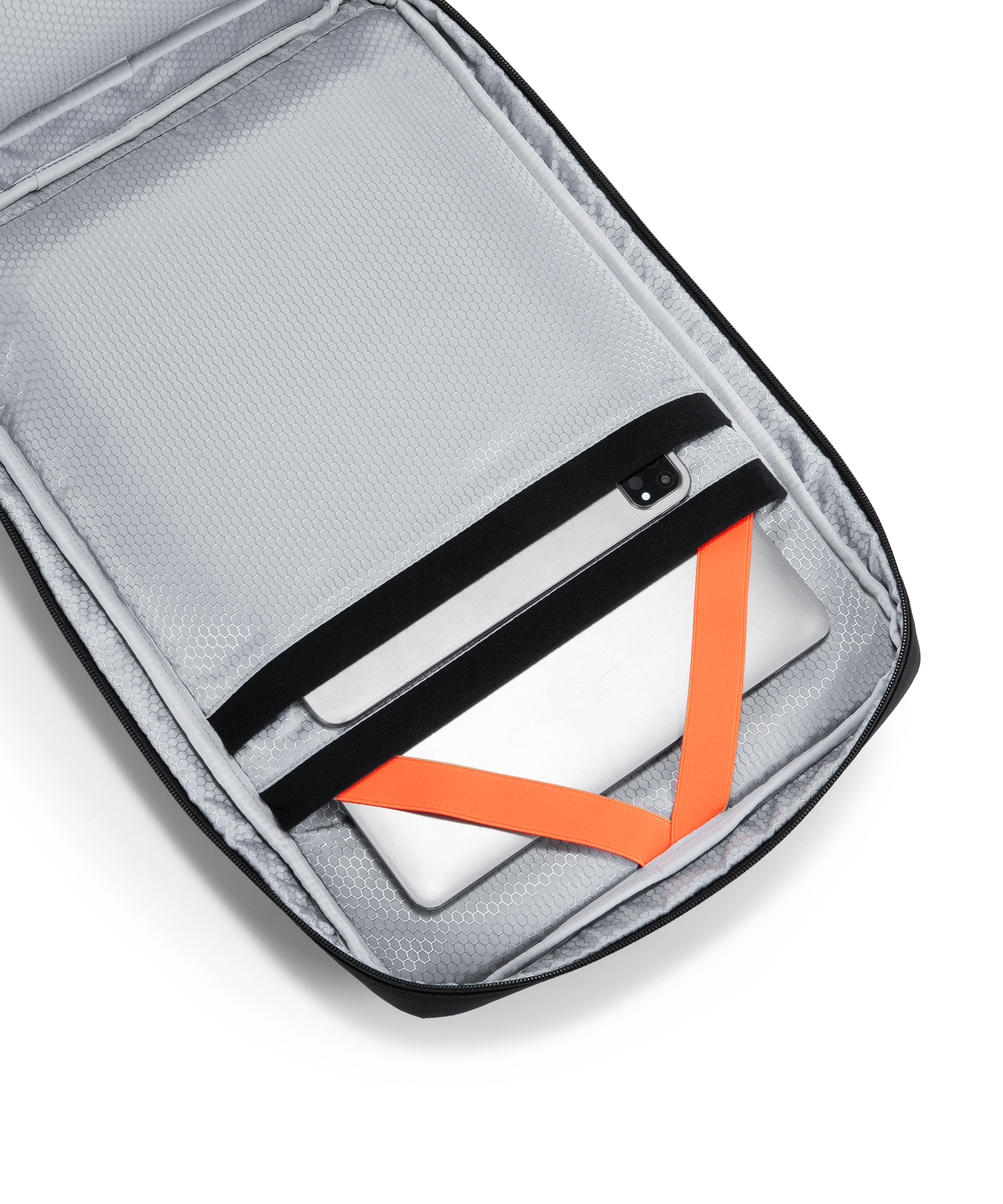 kepler travel backpack with upto 15.6 inch laptop comportment