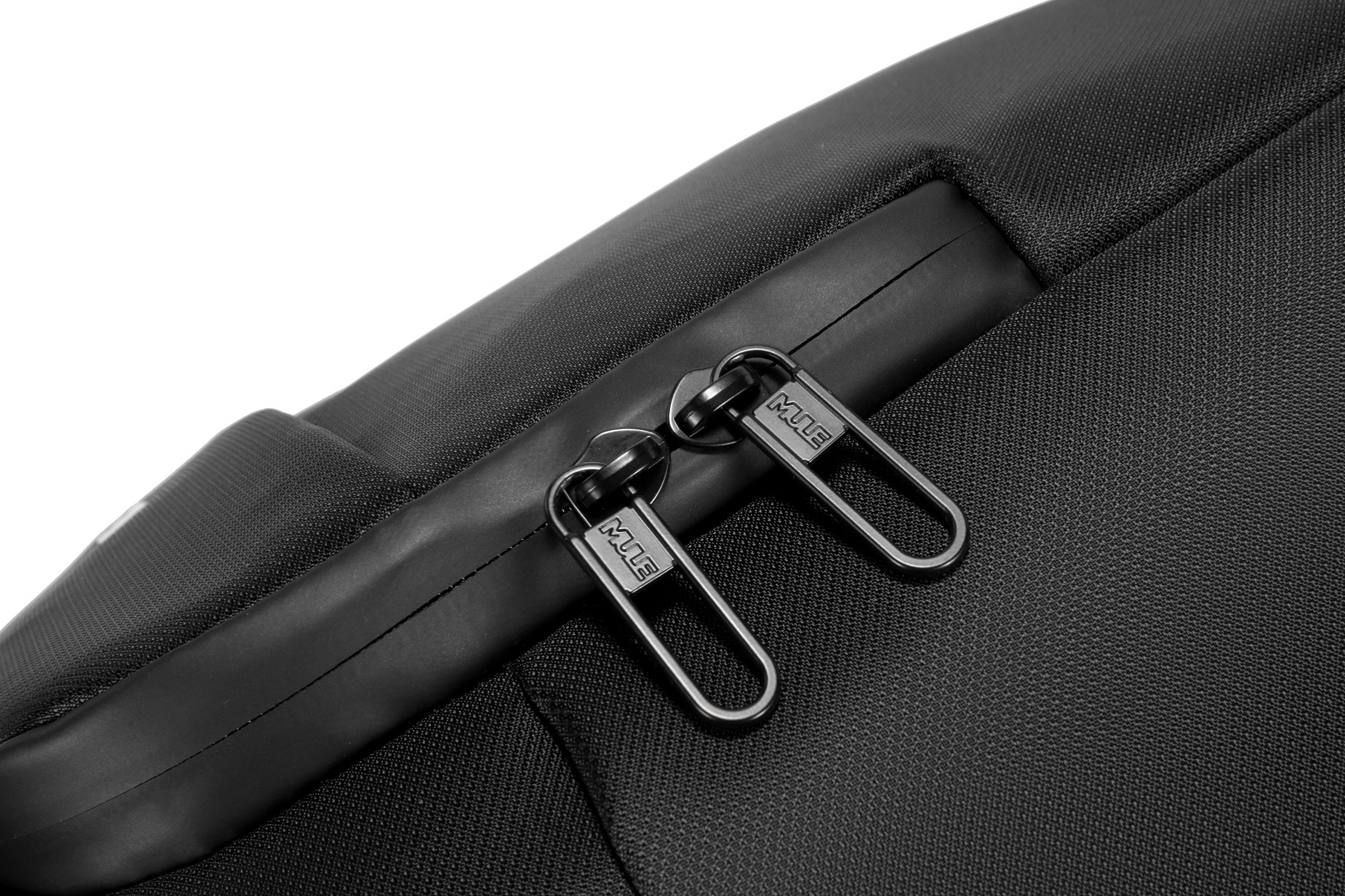 Close-up of water proof zipper of Binary backpack from Mule