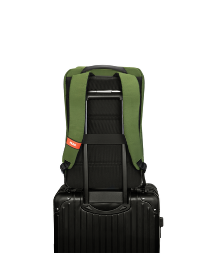 mule_kepler_laptop_backpack_with_trolly_pass_through